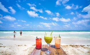 Playa Canek Beachfront Eco Hotel