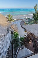 Playa Canek Beachfront Eco Hotel