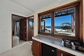 Playa Canek Beachfront Eco Hotel