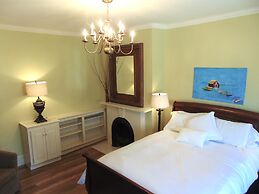 The Elizabeth Manor Guesthouse