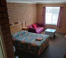 Aaron Inn Motel