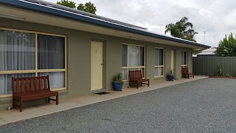 Sunrise Motel