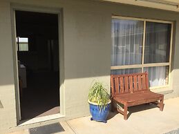 Sunrise Motel