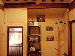 Gongsimga Hanok Guesthouse