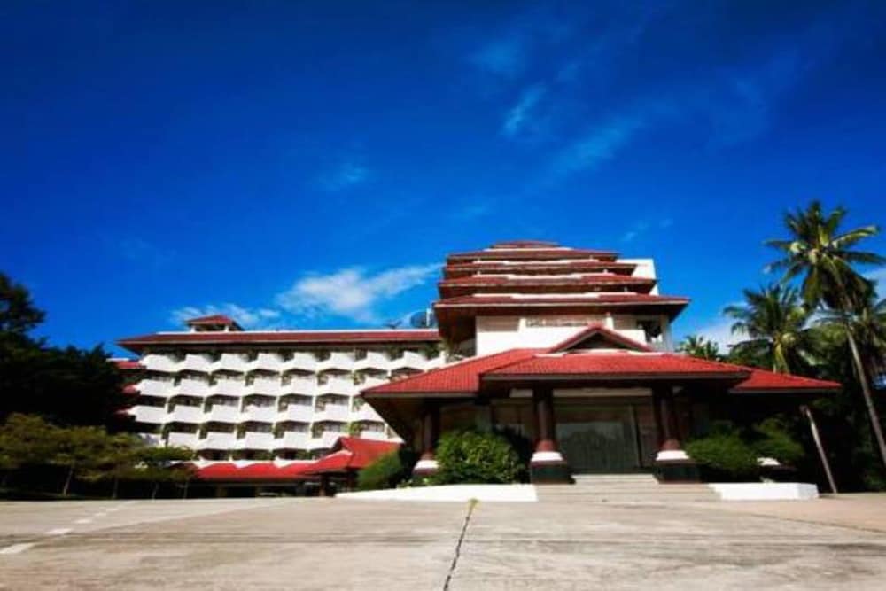 Supar Royal Beach Hotel
