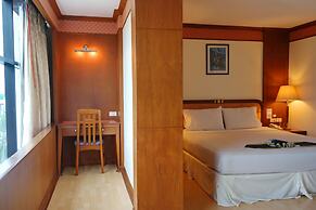 Grand Park Hotel