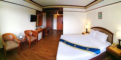 Grand Park Hotel