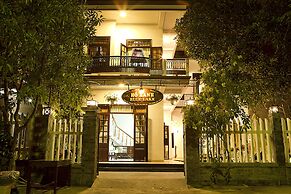 Blue Lake Homestay