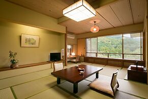 Shima Tamura