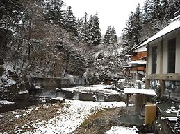 Shima Tamura