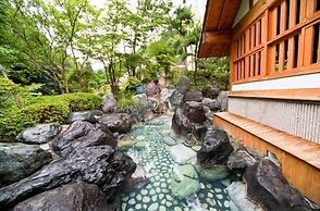 Shima Tamura