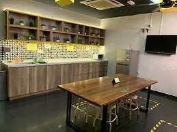Smile Hotel Danau Kota