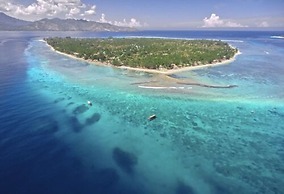 Oceans 5 Dive Resort