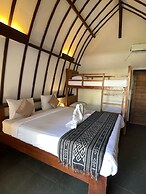 Oceans 5 Dive Resort