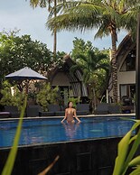 Oceans 5 Dive Resort