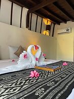 Oceans 5 Dive Resort