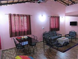 Mandrem Beach Guest House Goa