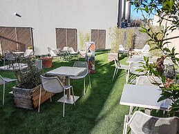 Esatitude Hôtel