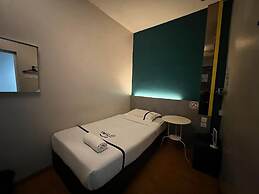 Smile Hotel Wangsa Maju