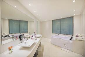 DoubleTree by Hilton Casablanca City Centre