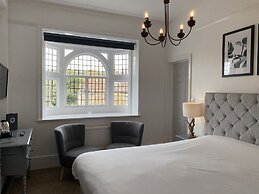 Castle Hotel