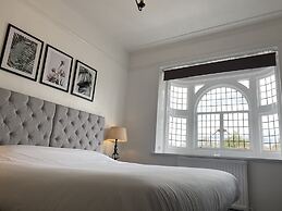 Castle Hotel