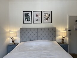 Castle Hotel