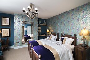 The Plough Inn