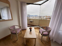 Stanford Suites Hotel