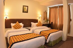 Hotel Serenity