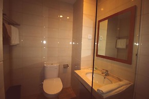 Amaya Suites
