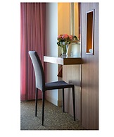 Ploy Palace Hotel