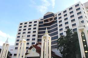 Ploy Palace Hotel