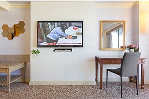 Ploy Palace Hotel