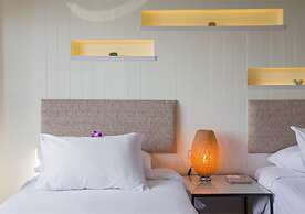 Ploy Palace Hotel