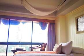 Ploy Palace Hotel