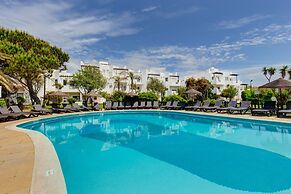 Penthouse with rooftop pool - Duna Parque Resorts & Hotels
