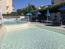 Hotel Riviera