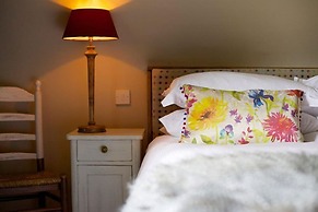 The Pear Tree Inn