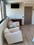 Hotel 153