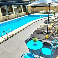 Hotel 153