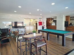 Hotel 153