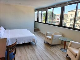 Hotel 153