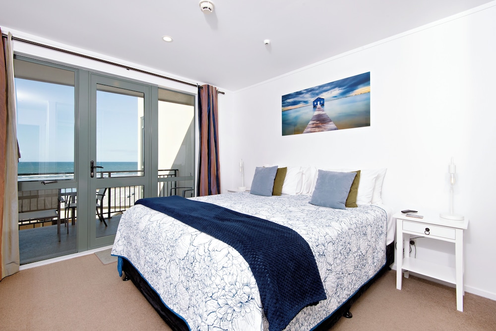 Beachpoint Apartments