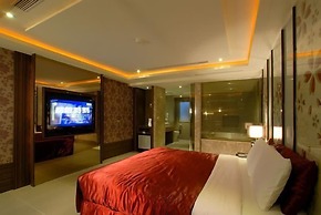 WE Motel