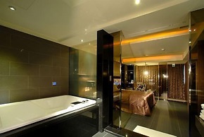 WE Motel