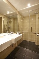 Hotel Six Seasons