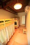 KAMP Houkan-cho Backpacker's Inn & Lounge - Hostel
