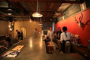 KAMP Houkan-cho Backpacker's Inn & Lounge - Hostel