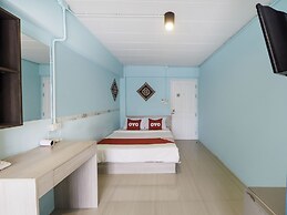 OYO 983 The Private Hotel